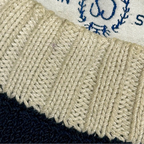 St. John Sport by Marie Gray Navy & Ivory Knit Top - Size S - Picture 4 of 6